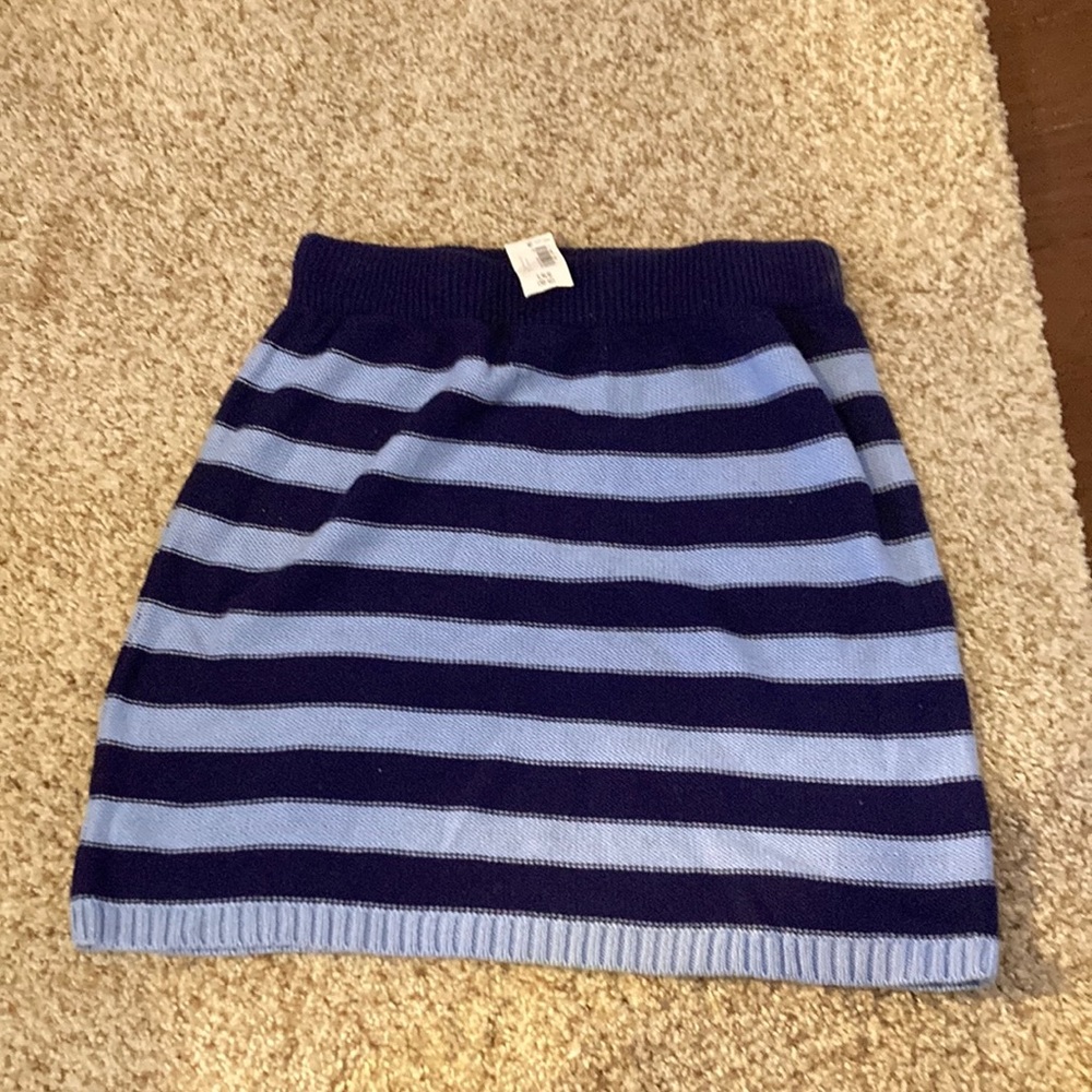 New girls size 10/12 striped skirt